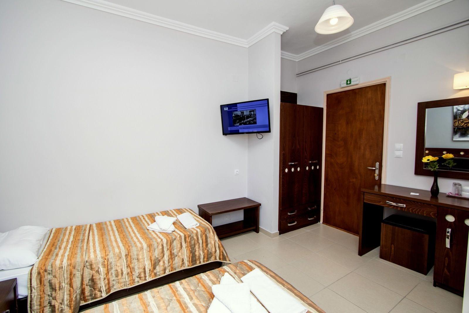 Semiramis Guesthouse Αδάμας Εξωτερικό φωτογραφία