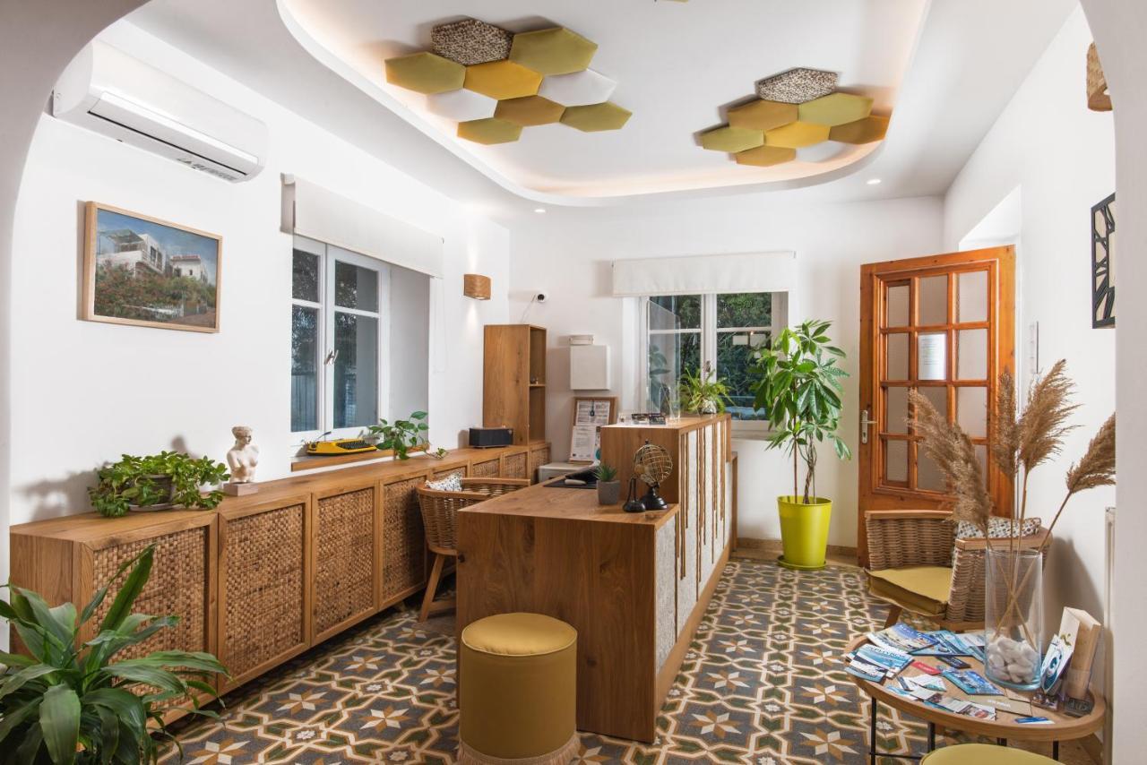 Semiramis Guesthouse Αδάμας Εξωτερικό φωτογραφία