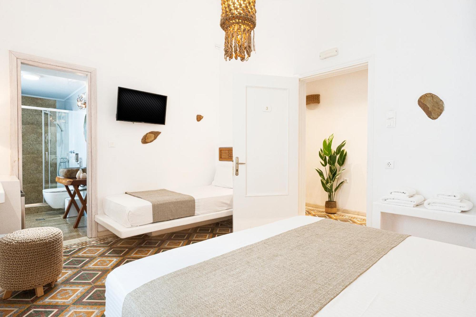 Semiramis Guesthouse Αδάμας Εξωτερικό φωτογραφία
