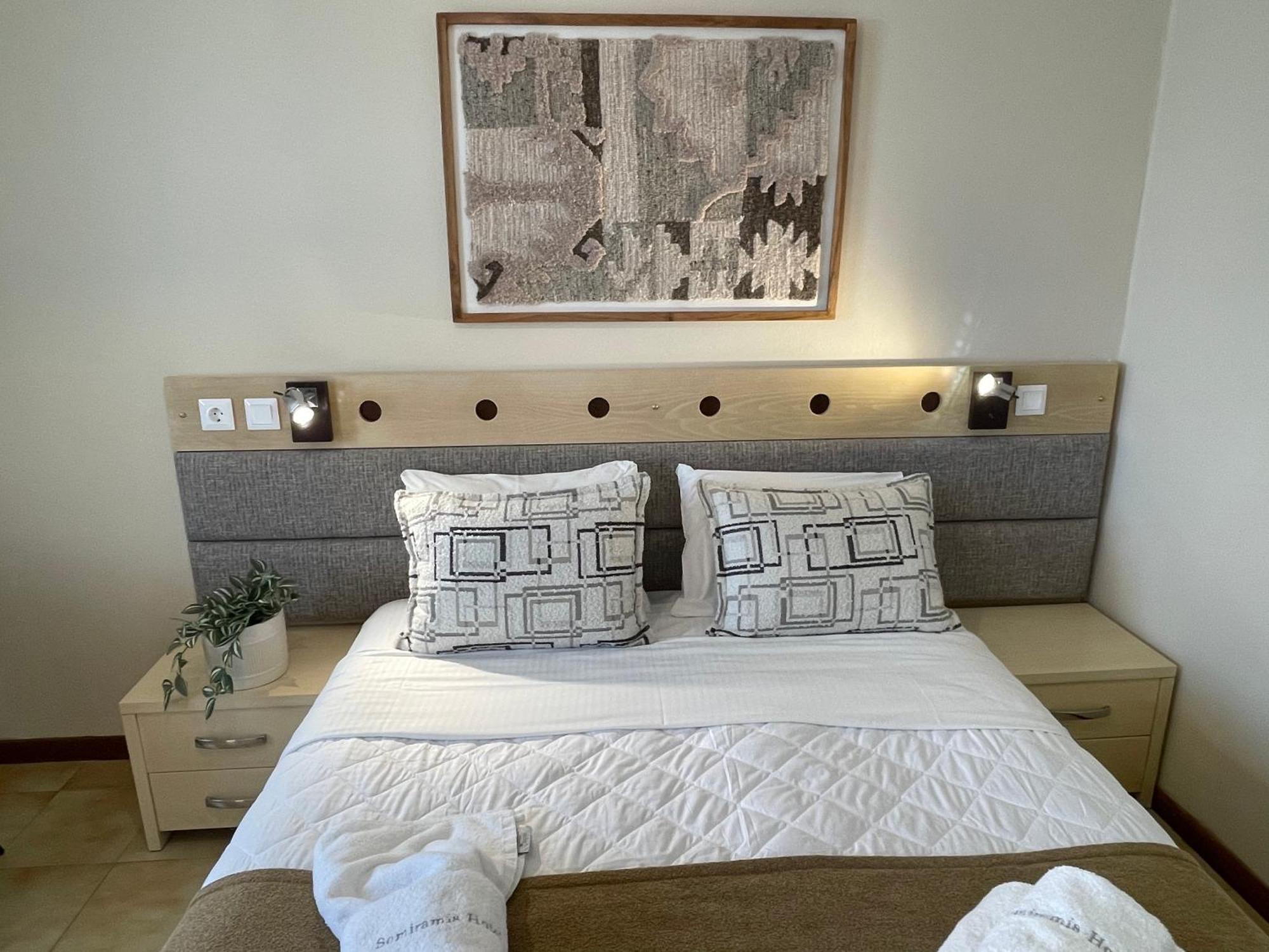 Semiramis Guesthouse Αδάμας Εξωτερικό φωτογραφία