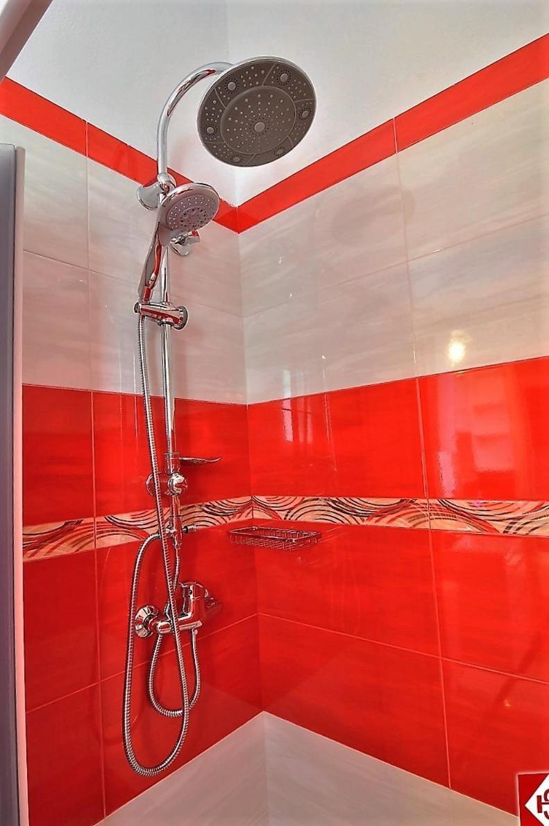 Semiramis Guesthouse Αδάμας Εξωτερικό φωτογραφία